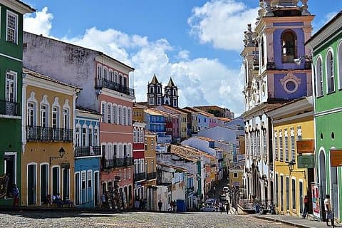 Los 500 años de Salvador: un recorrido cultural e histórico a pie