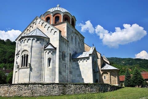 Monastério de Studenica de viagem da Sérvia, Uvac Canyon, Novi Sad, Subotica, excursão de 4 dias