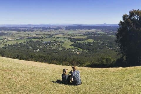 Barefoot Luxury Mount Tamborine Winery Tour from Gold Coast