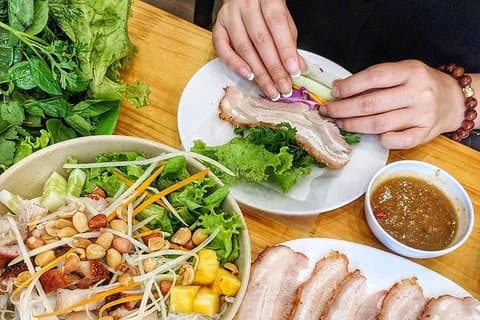 Ha Noi madlavningskursus med professionel lokal kok