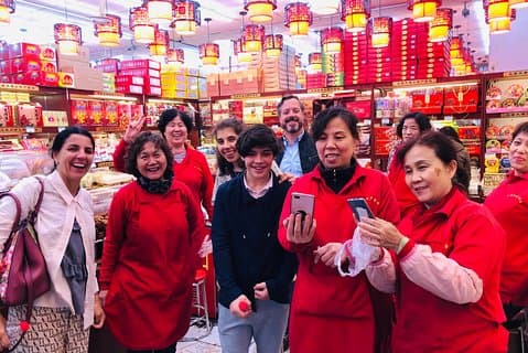 4-stündige Beijing Shopping Tour mit Dim Sum Lunch