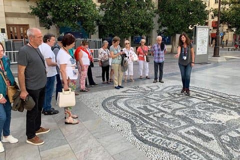 Private tour of central Granada. Total per group max 15 people