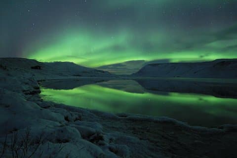 Grupo pequeño de aventura de medianoche de Reikiavik