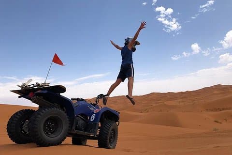 Ultimatives Wüstenabenteuer – Quads, Buggys, Motorräder und Kamele!