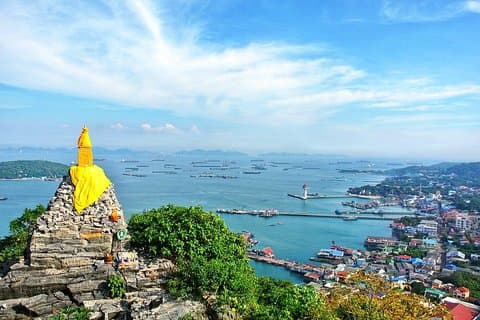 Isola Getaway: Gita di un giorno a Koh Si Chang con pranzo da Bangkok