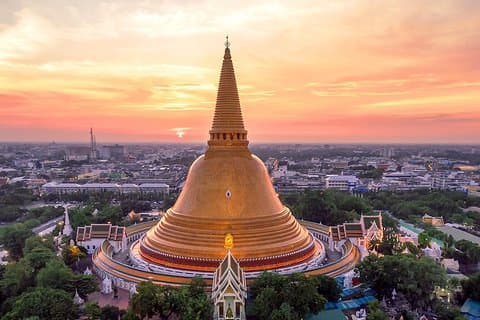 Bangkok dagstur: Järnvägsmarknaden, den flytande marknaden och Nakhon Pathom