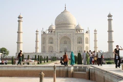 Samma dag Taj Mahal-tur med bil från Delhi