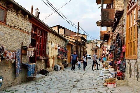 Ganztägige Shamakhi & Lahij Private Tour