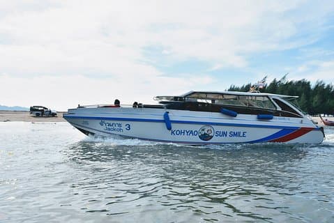 ヤレイ島へのライレイビーチからヤオ島へSun Sun Smile Speed Boat