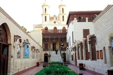 Tour privado a la iglesia rupestre y el Cairo copto, incluido Abu Serga