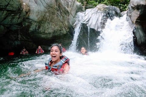 Half-Day: Rainforest and Waterslide Adventure with Transportation