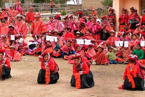 Transportation Cusco: Ollantaytambo Visiting Pisac Ruins and Market