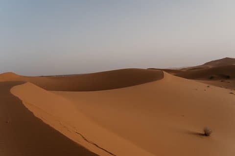 Fique entre o Atlas e o deserto: vales e dunas 6 dias / 5 noites
