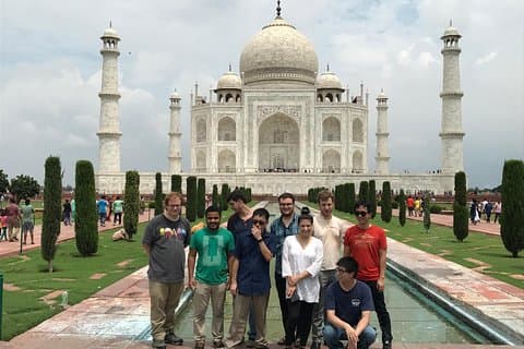 Visite du Taj Mahal au lever du soleil depuis Delhi