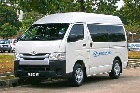 Traslado Privado Zona de Punta Cana (1 a 4pax) Toyota Hiace (Precio por Vía)