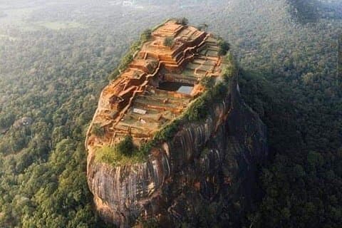 Dagstur till Sigiriya