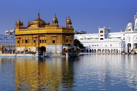 Tour del Triangolo d'oro di 6 giorni con Amritsar da Delhi