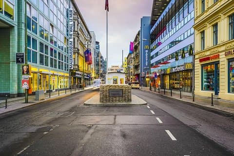 Berliner Mauer: Greatest Escapes Selbstgeführtes Wanderabenteuer
