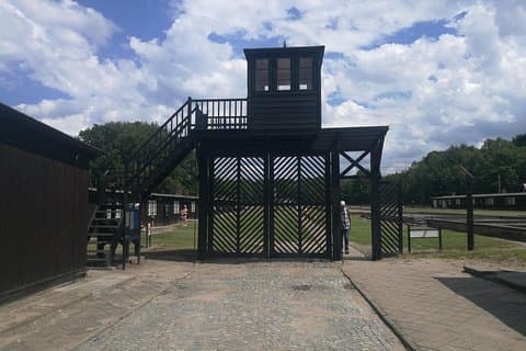 Tour al campo de concentración de Stutthof que incluye traslado desde Gdansk