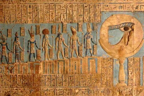 Turen til Dendera og Medinet Habu starter