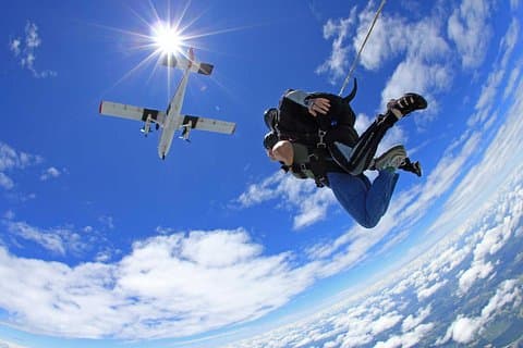 Drop Zone: Thai Sky Adventures Pattaya com transferência de retorno