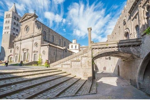 Viterbe et Tuscia: visite privée d'une journée complète au départ de Rome