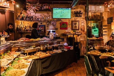 Aperitivo på Milanos Navigli med en lokal: Privat og personlig