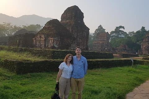 My Son HINDU TEMPLE - Hoi An vandrende by tur - Lantern Boat Ride