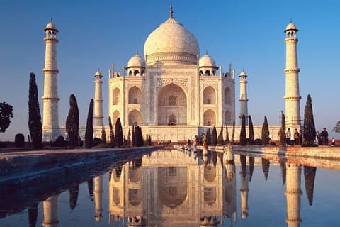 Guides touristiques linguistiques