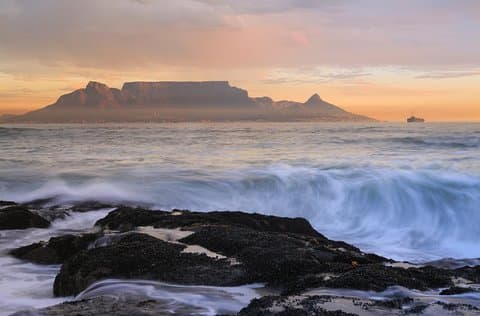1-4 Passenger Arrival & Departure Cape Town - Airport Transfers