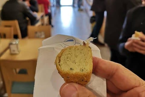 Porto Small-Group Lokal mat, vin og søtsaker Tasting Tour