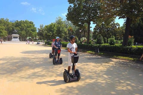 Barcelone en Segway – Visite guidée en direct