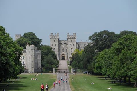 Castelo de Windsor e Palácio de Hampton Court: uma saga real