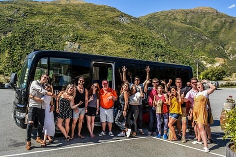 CRUISE SHIP DAY Marlborough Hop On Hop Off Wine Tours