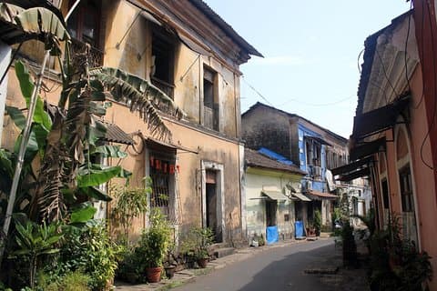 Highlights of Panjim Neighbourhood(3 Hours Guided Walk, Food&Drink Tasting Tour)