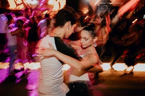 Esperienza di ballo per gli amanti della salsa di Dubai