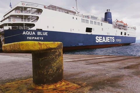 Du centre-ville d’Athènes au port du Pirée