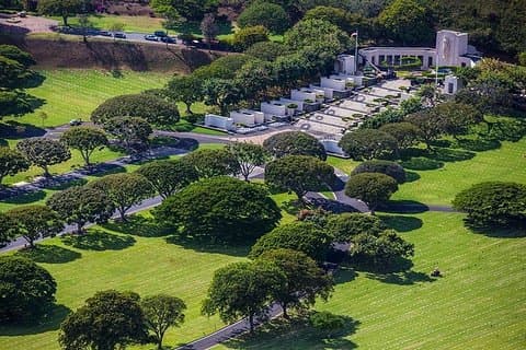 Pearl Harbor, National Memorial Cemetery and Honolulu City Tour