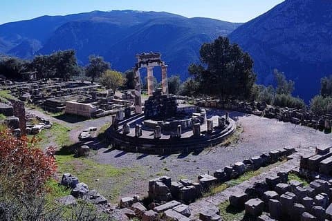 Volledige dagtour naar Delphi, Arachova en Distomo inclusief lunch