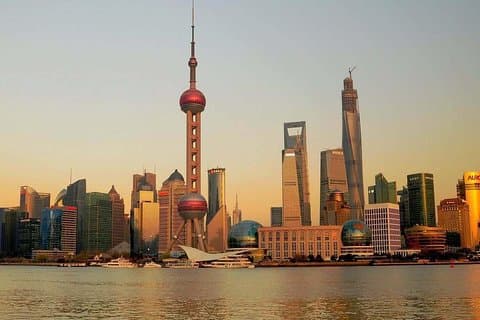 Shanghai Quality Group Tour Visiting Zhujiajiao Water Town and City Essence