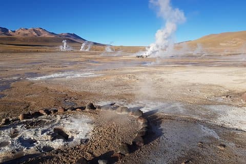 タチオ間欠泉二等兵