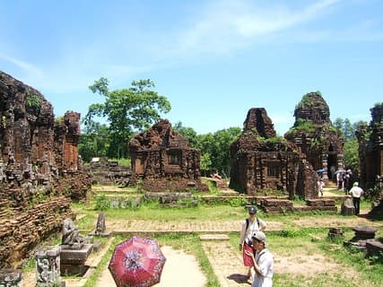 Tour de medio día a los templos de mi hijo UNESCO desde Hoi An