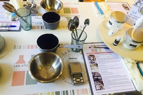 Workshop til fremstilling af kosmetik baseret på naturlige produkter
