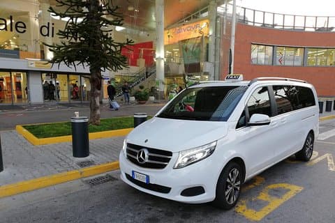 TRANSFERT à l'aéroport / gare