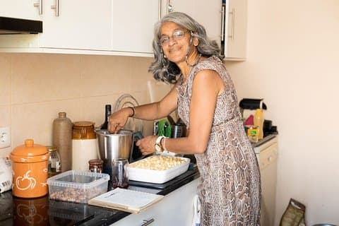 Portuguese Home Dining Experience in Lisbon with a Local, Paula