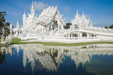 Oppdag Chiang Rai: Hvite og blå templer og Black House Museum