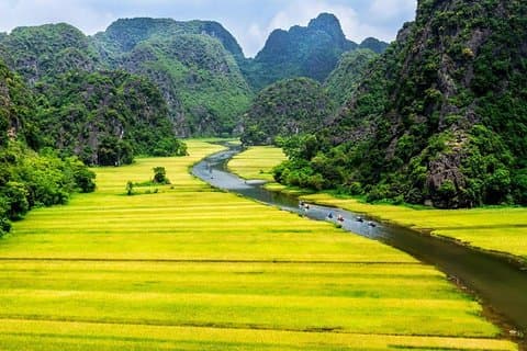 Hoa Lu - Tam Coc 1-daagse reis (oude hoofdstad, roeibootboot, fietsen, wandelen.