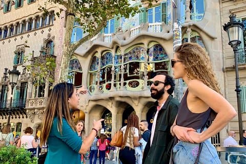 Gaudi, Modernisme og spansk vin