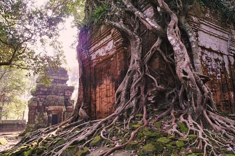 Todagers tur til Koh Ker og Preah Vihear og Khmer Roughs nettsteder