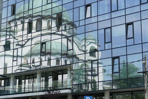 Transfert privé de Split à Belgrade, hôtel à hôtel, chauffeur anglophone
